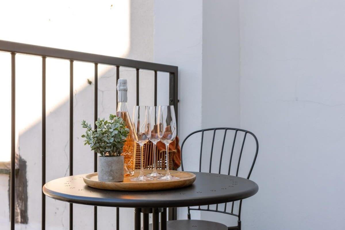 Huswell - Industrial Apartment With Terrace In Anversa Esterno foto