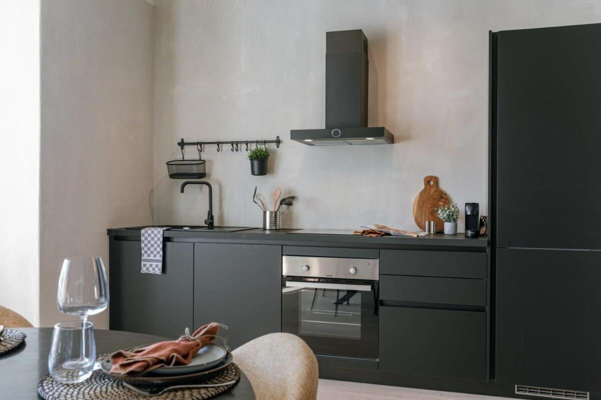 Huswell - Industrial Apartment With Terrace In Anversa Esterno foto